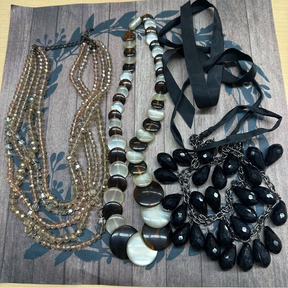 Beaded  Necklace Bundle‎ Lot 3 Necklaces B6